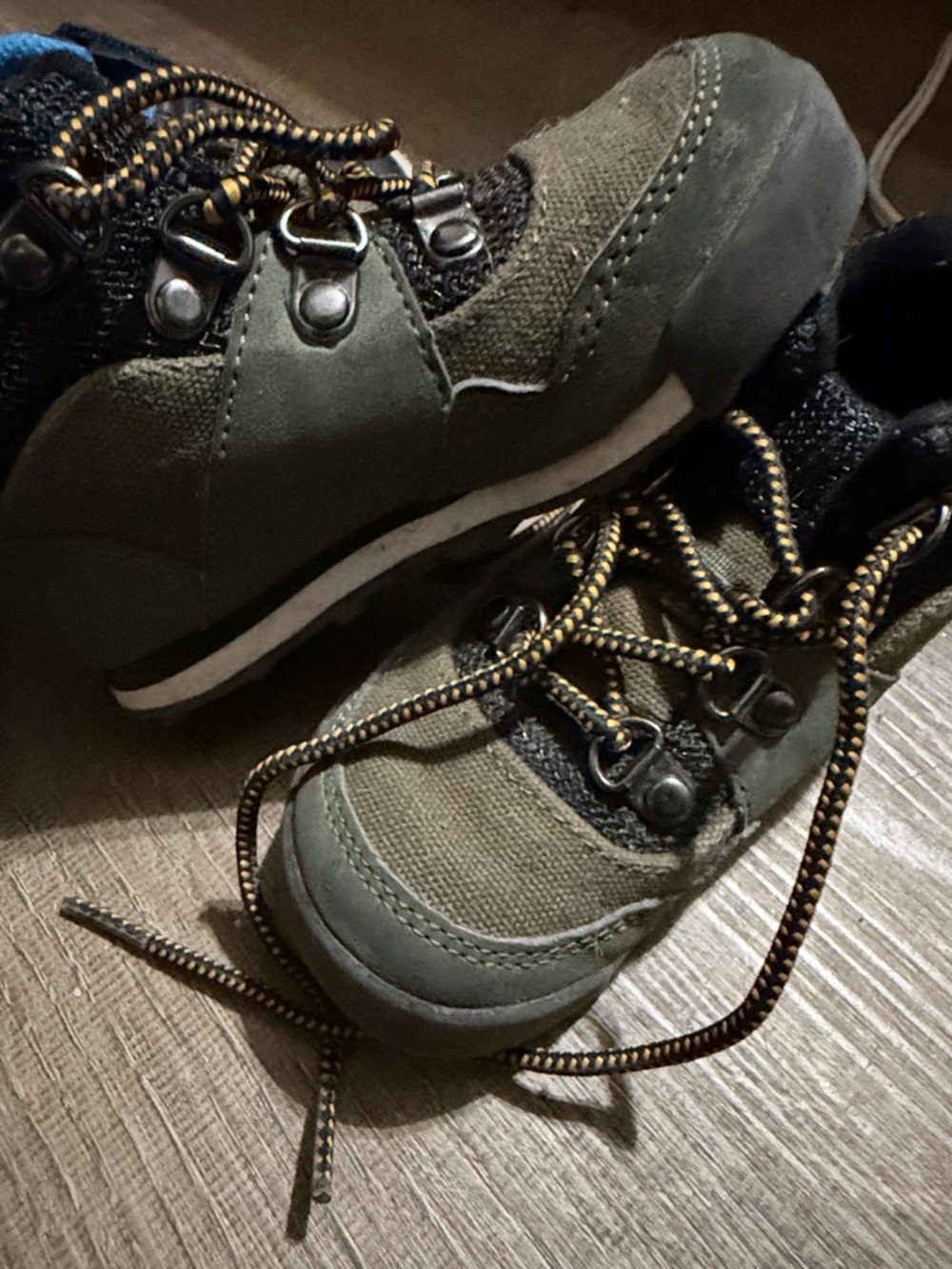 wonder nation Olive Green Toddlers' Lace-Up Hiking Boots